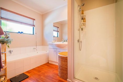 Photo of property in 1/9 Jacaranda Avenue, Beach Haven, Auckland, 0626