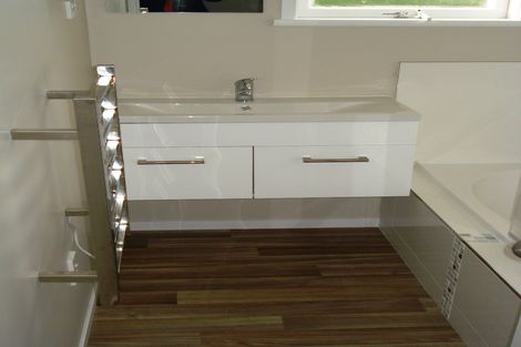 Photo of property in 3/640 Pakuranga Road, Howick, Auckland, 2010