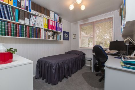 Photo of property in 4 De Thiery Place, Pakuranga Heights, Auckland, 2010