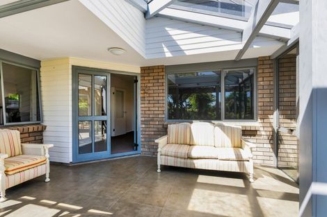 Photo of property in 3e Kinross Drive, Merrilands, New Plymouth, 4312