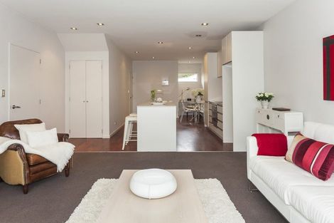 Photo of property in 32 Champion Street, Ranui, Porirua, 5024