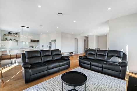 Photo of property in 1 Kentucky Blue Road, Karaka, 2580