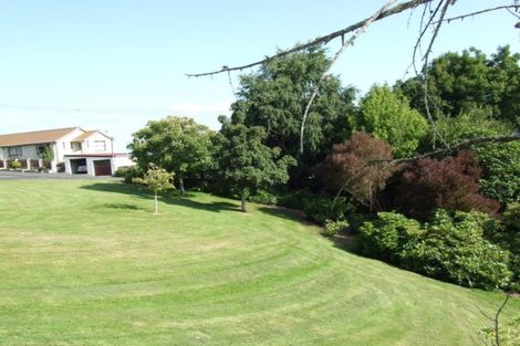 Photo of property in 211 Pine Hill Road, Dalmore, Dunedin, 9010