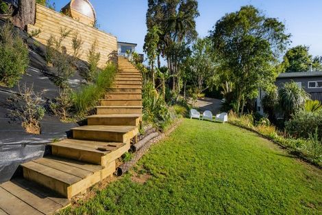 Photo of property in 17 Linda Street, Oakura, 4314