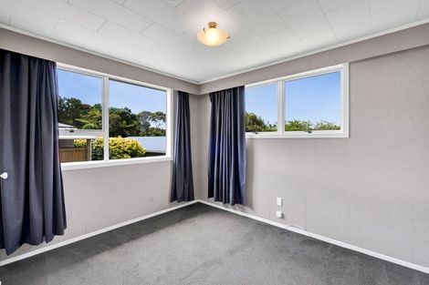 Photo of property in 43 Penrith Street, Westown, New Plymouth, 4310