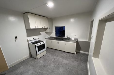 Photo of property in 6 Brighton Terrace, Murrays Bay, Auckland, 0630