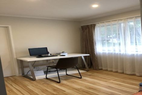 Photo of property in 66 Gossamer Drive, Pakuranga Heights, Auckland, 2010