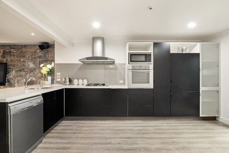 Photo of property in 2/81 Moray Place, Dunedin Central, Dunedin, 9016