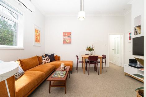 Photo of property in 15 Duppa Street, Berhampore, Wellington, 6023