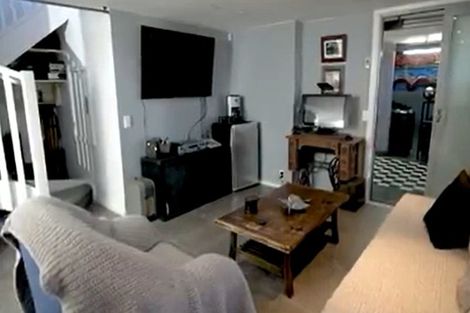 Photo of property in 217 Marine Parade, Seatoun, Wellington, 6022