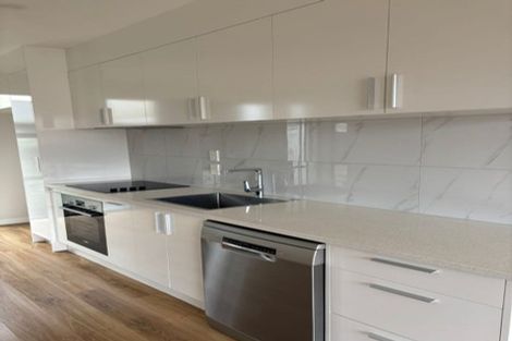 Photo of property in 3/8 Bagnall Avenue, Point England, Auckland, 1072
