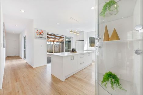 Photo of property in 3 Fong Road, Flat Bush, Auckland, 2019