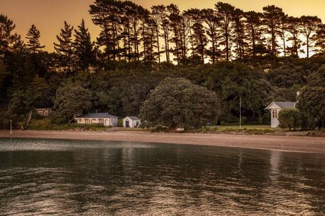 Photo of property in 136 Cowes Bay Road, Waiheke Island, 1971