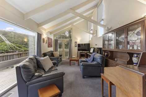 Photo of property in 14 Haast Close, Kelson, Lower Hutt, 5010