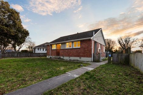Photo of property in 8 Hooker Avenue, Bryndwr, Christchurch, 8053