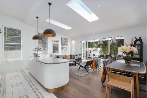 Photo of property in 28 Nile Street, Nelson, 7010