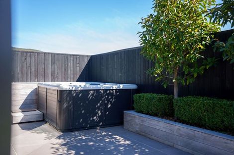 Photo of property in 4 Glen Dene Crescent, Wanaka, 9305