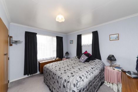 Photo of property in 24 Motuoapa Place, Kelvin Grove, Palmerston North, 4414