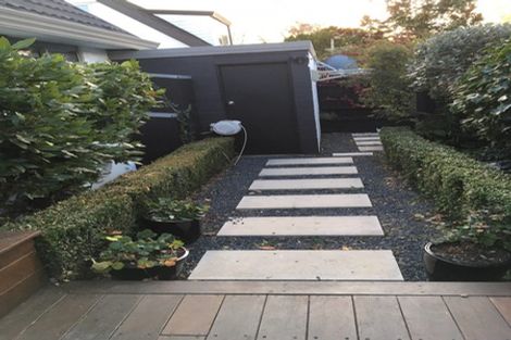 Photo of property in 2/52 Crofton Road, Harewood, Christchurch, 8051