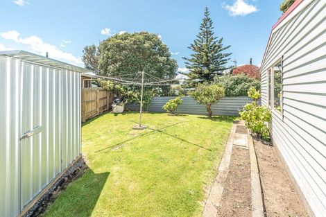 Photo of property in 14 Kotuku Street, Castlecliff, Whanganui, 4501