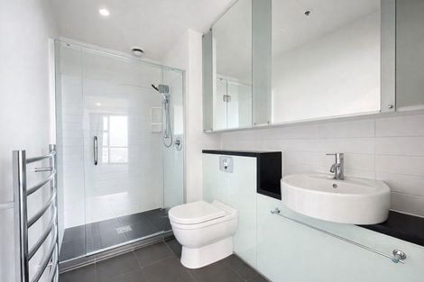 Photo of property in Summit Apartments, 28/184 Molesworth Street, Thorndon, Wellington, 6011