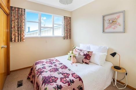 Photo of property in 28 City View Grove, Harbour View, Lower Hutt, 5010