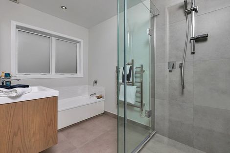 Photo of property in 1/4 Denby Lane, Northcote Point, Auckland, 0627