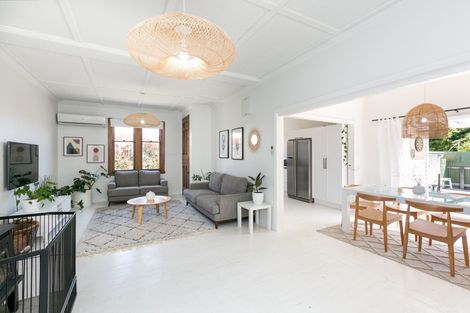 Photo of property in 306 Sylvan Road, Parkvale, Hastings, 4122