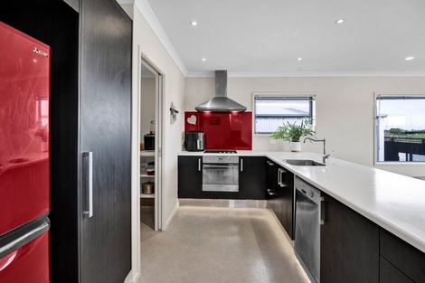 Photo of property in 17 Ponderosa Place, Opunake, 4616