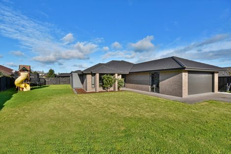 Photo of property in 14 Searle Drive, Patumahoe, Pukekohe, 2679