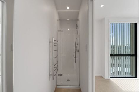 Photo of property in 8/39 Pakuranga Road, Pakuranga, Auckland, 2010