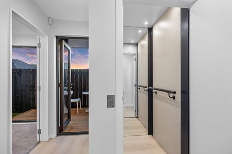 Photo of property in 13a Dominion Street, Takapuna, Auckland, 0622