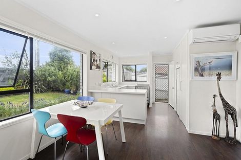 Photo of property in 1/141 Chivalry Road, Glenfield, Auckland, 0629