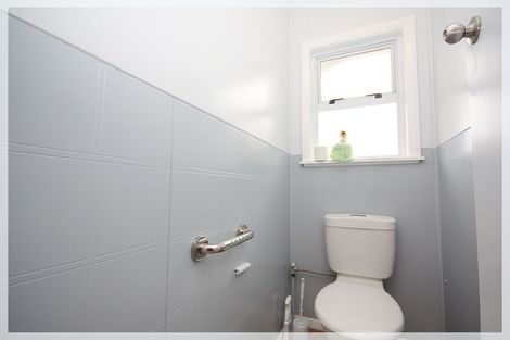 Photo of property in 34 Robinson Street, Foxton, 4814