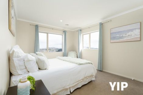 Photo of property in 38 Havana Rise, Grenada Village, Wellington, 6037