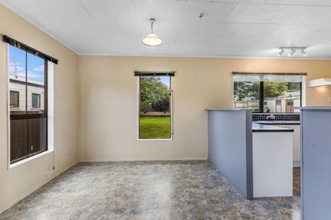 Photo of property in 94 Omapere Street, Whitby, Porirua, 5024