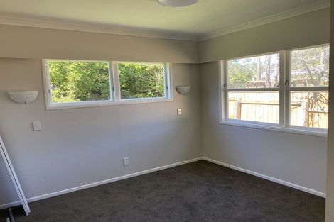 Photo of property in 15 Pekanga Road, Normandale, Lower Hutt, 5010