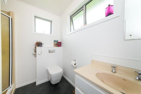 Photo of property in 58 Skerman Street, Marton, 4710