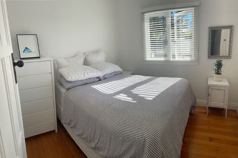 Photo of property in 46 Rua Road, Glen Eden, Auckland, 0602