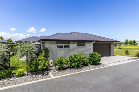 Photo of property in 8 Maison Way, Rangatira Park, Taupo, 3330