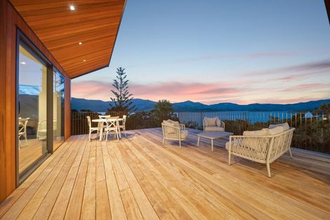 Photo of property in 50 Hempleman Drive, Akaroa, 7520