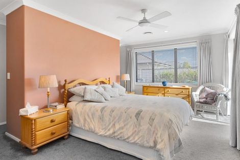 Photo of property in 13 Feist Street, Carterton, 5713