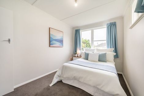 Photo of property in 35 Routley Crescent, Elderslea, Upper Hutt, 5018
