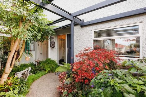 Photo of property in 42 Stewart Crescent, Hokowhitu, Palmerston North, 4410