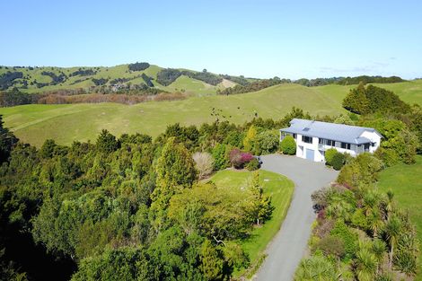Photo of property in 365 Oneriri Road, Kaiwaka, 0573