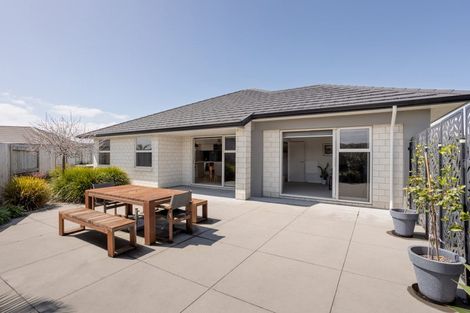 Photo of property in 6 Fuller Street, Papamoa Beach, Papamoa, 3118
