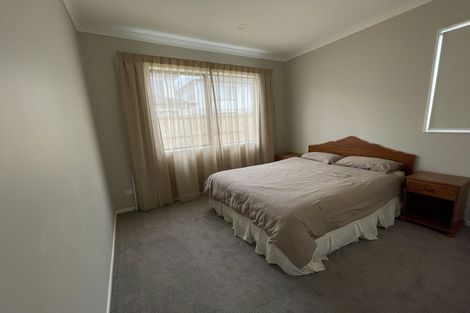 Photo of property in 19 Golden Avenue, Flat Bush, Auckland, 2019