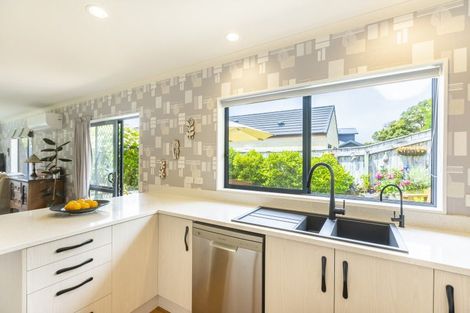 Photo of property in 29 Rifleman Lane, Paraparaumu Beach, Paraparaumu, 5032