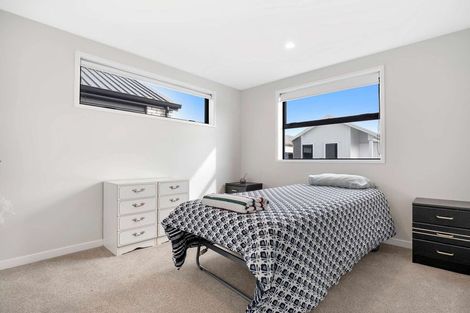 Photo of property in 5 Wharangi Lane, Papamoa, 3118