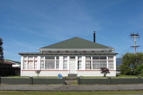 Photo of property in 103 Russell Street, Westport, 7825